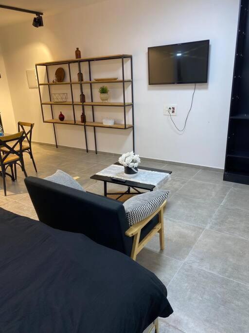 הדירה בדובדבן - The Apartment In Dovdvan Tiberias Ngoại thất bức ảnh